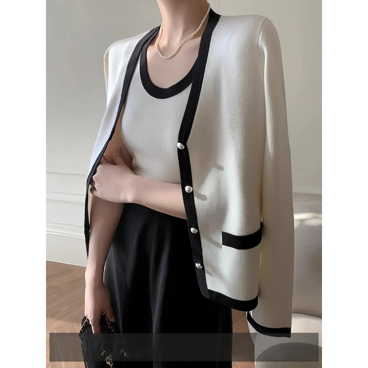 撞色气质小香风针织开衫女秋冬2025新慵懒风名媛时尚减龄背心套装