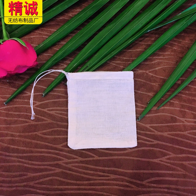 Производитель поставляет мешочки на завязках 6*8 см для заваривания чая, мешочки из марли для ванночек для ног, хлопковые мешочки на завязках, оптом в наличии.