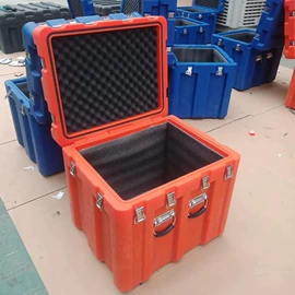 滚塑容器;塑料桶;塑胶托盘