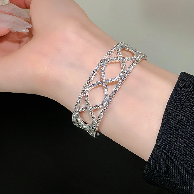 10g Weight Copper Pendant Material Rhinestones Inlay Material Bangle Classification Copper Lines Rhinestones Bangle