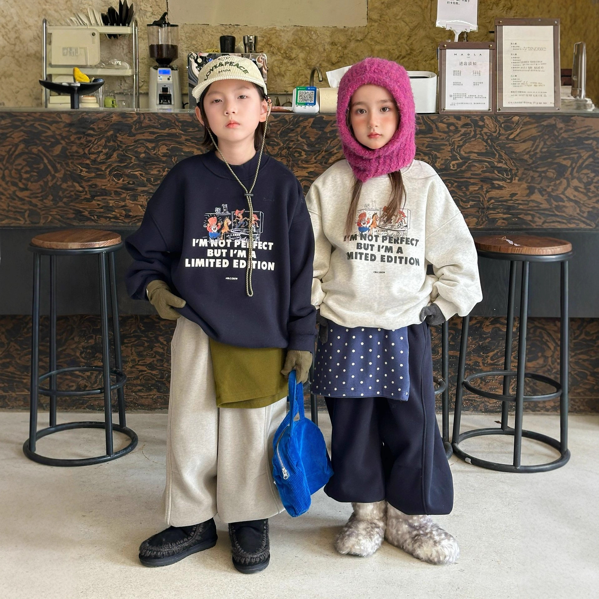 2025冬季新款韩版儿童卡通加绒卫衣男女童半高领暴打宽松保暖上衣