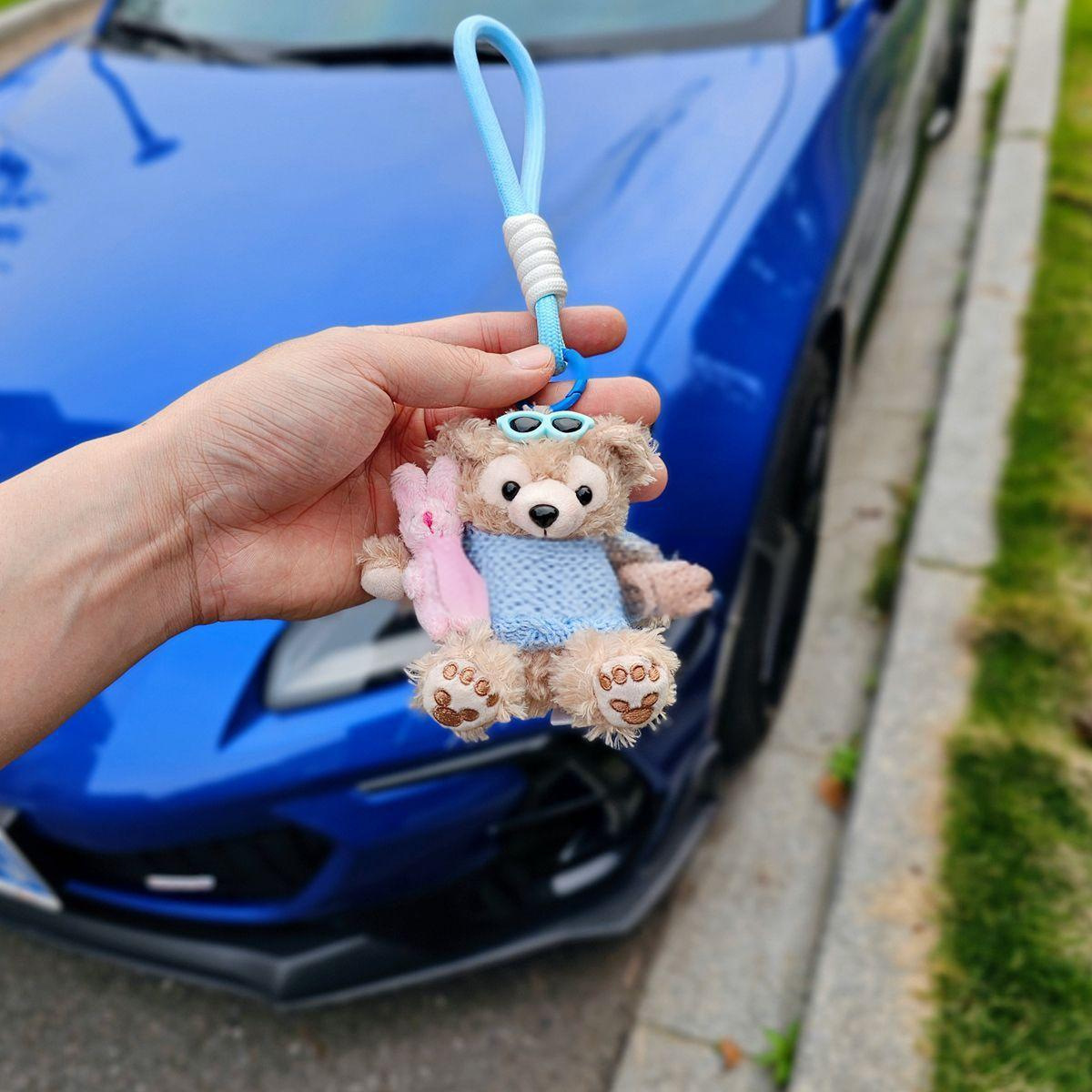 Shirley Mei Regalo para niña, bolso de mujer, adorno, muñeca de felpa, coche, Tamiflu, llavero, colgante lindo
