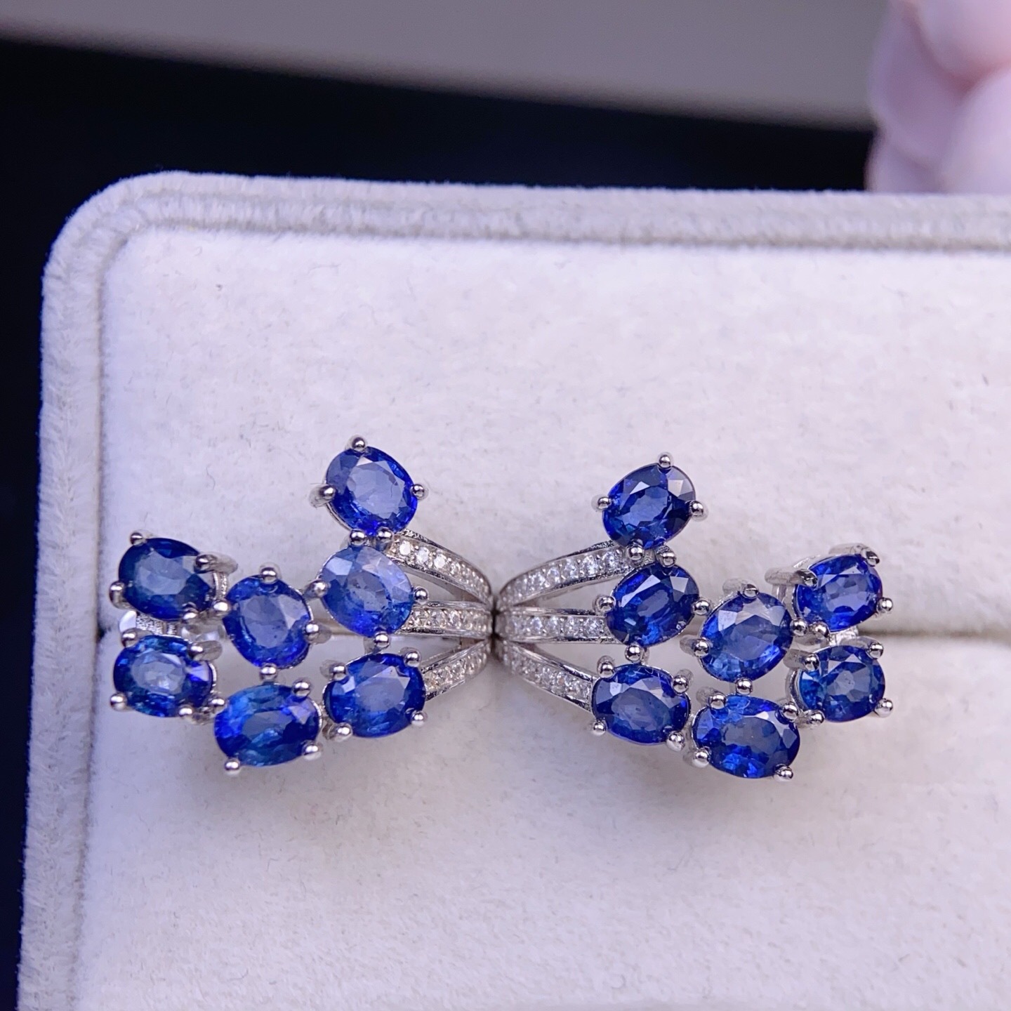 Natural Sapphire Earrings! Classic Setting, Sparkling from Multiple Angles! Main Stone Size: 4*5mm S925 Silver