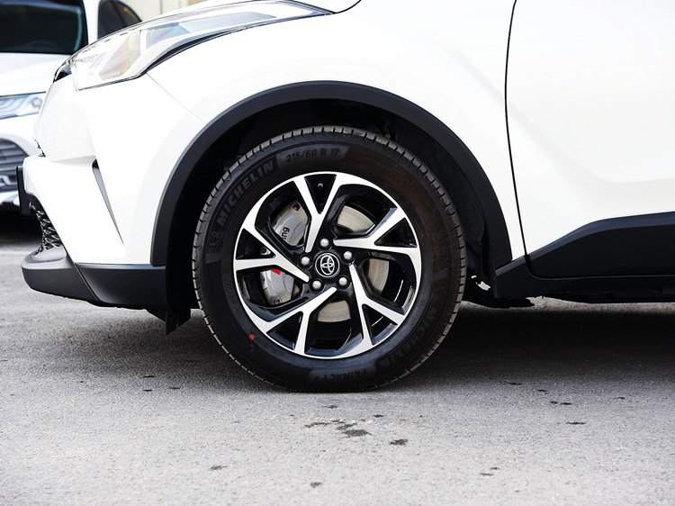 Suitable for Toyota Reiz, Asia Dragon, Yaris, Caliper Cover, Camry, Prado, Crown, Land Cruiser Brake Modification Shell