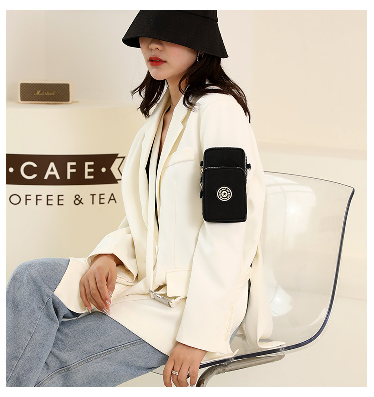 Solid Color Pattern Women's All Seasons Polyester Fashion Phone Wallet