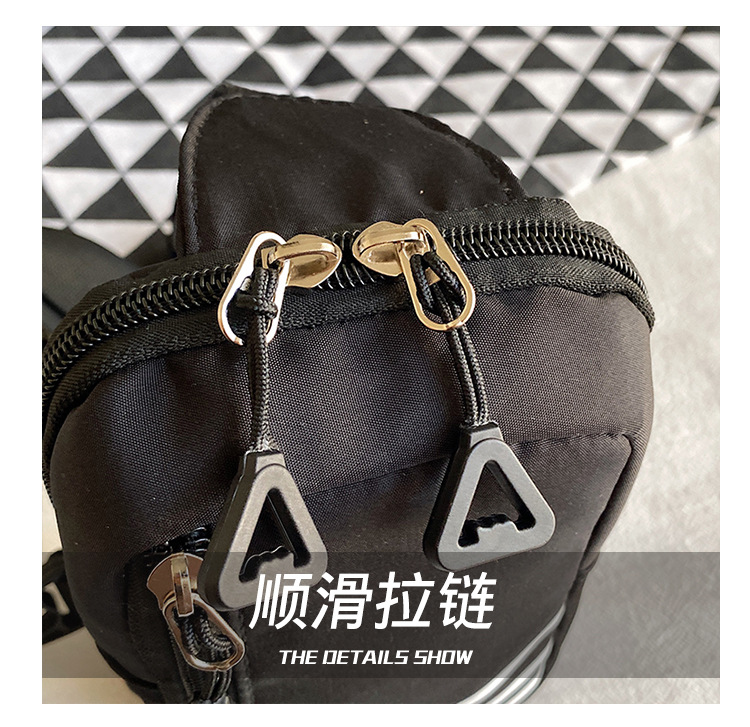 Fashionable crossbody phone bag, niche chest bag, mini crossbody bag, casual Japanese sporty small bag, light and simple single-shoulder bag undefined