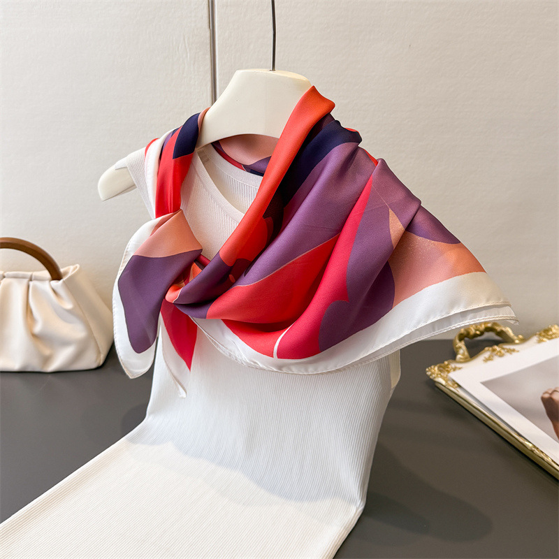 La versión coreana de seda de lujo ligera, bufandas cuadradas, bufandas cuadradas, bufandas cuadradas, bufandas de moda de alta calidad, bufandas de mujer image 7