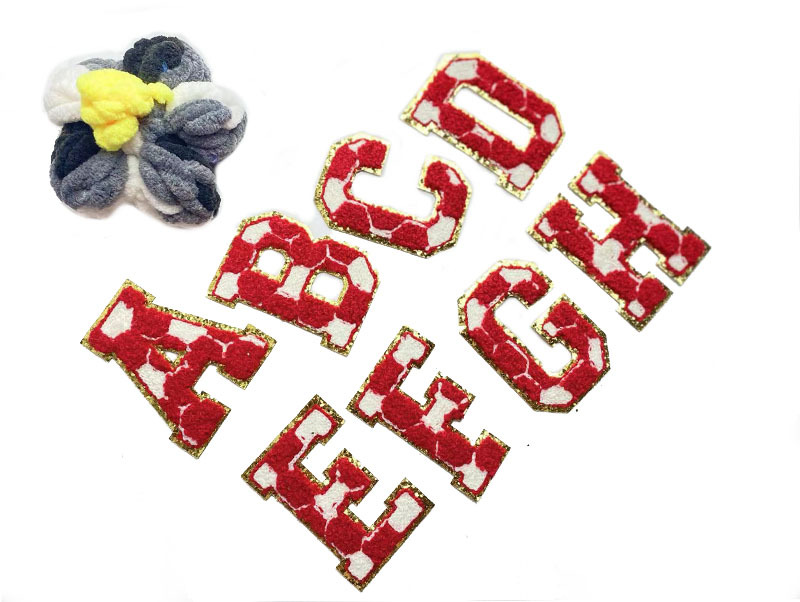 现货批发格力特毛巾绣足球字母热溶胶自粘胶多种选择服装配饰饰品