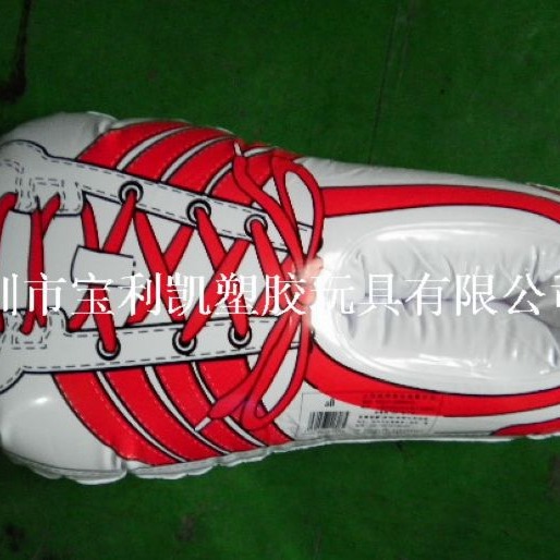 厂家专业生产销售pvc充气模型,充气鞋气模，仿真充气鞋模型