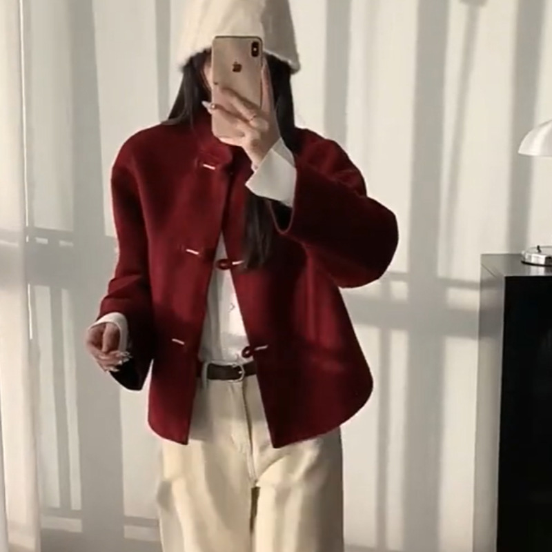 New Chinese Style Woolen Jacket Women's Short Style 2025 Elegant Buckle Simple Fashion Wedding Double-Sided Woolen Jacket New Chinese Style Woolen Jacket Women's Short Style 2025 Elegant Buckle Simple Fashion Wedding Double-Sided Woolen Jacket