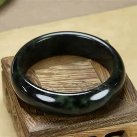 玉器工艺品;饰品配件;吊坠