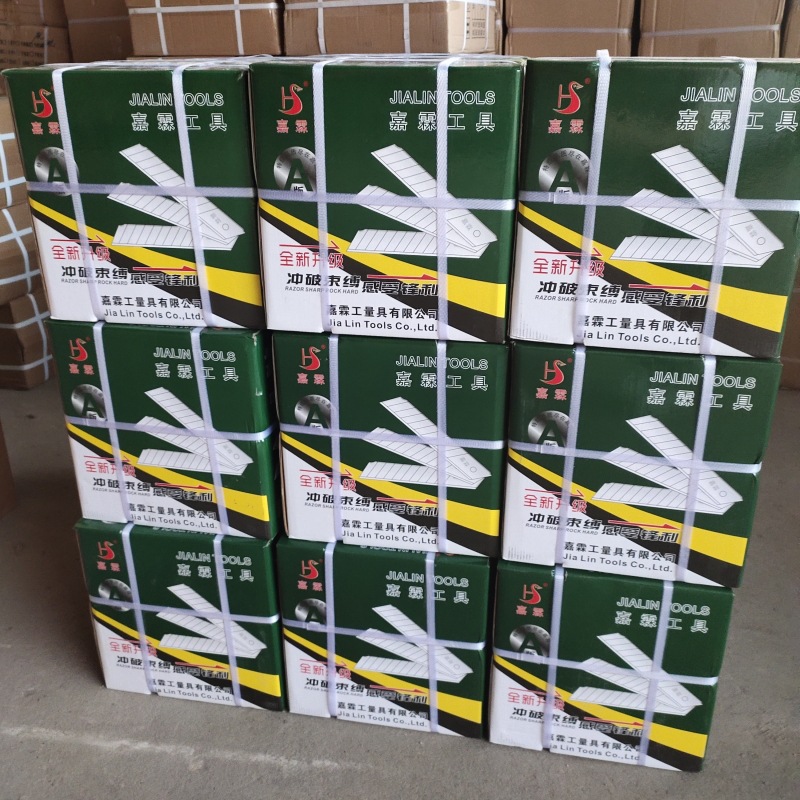 Fábrica al por mayor 18mm gran grueso arte cuchillo hoja en caja dieléctrica papel pintado a papel corte cuchillo arte hoja