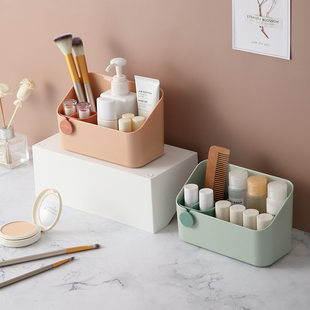 Cosmetic storage box, table plastic lipstick for skin care