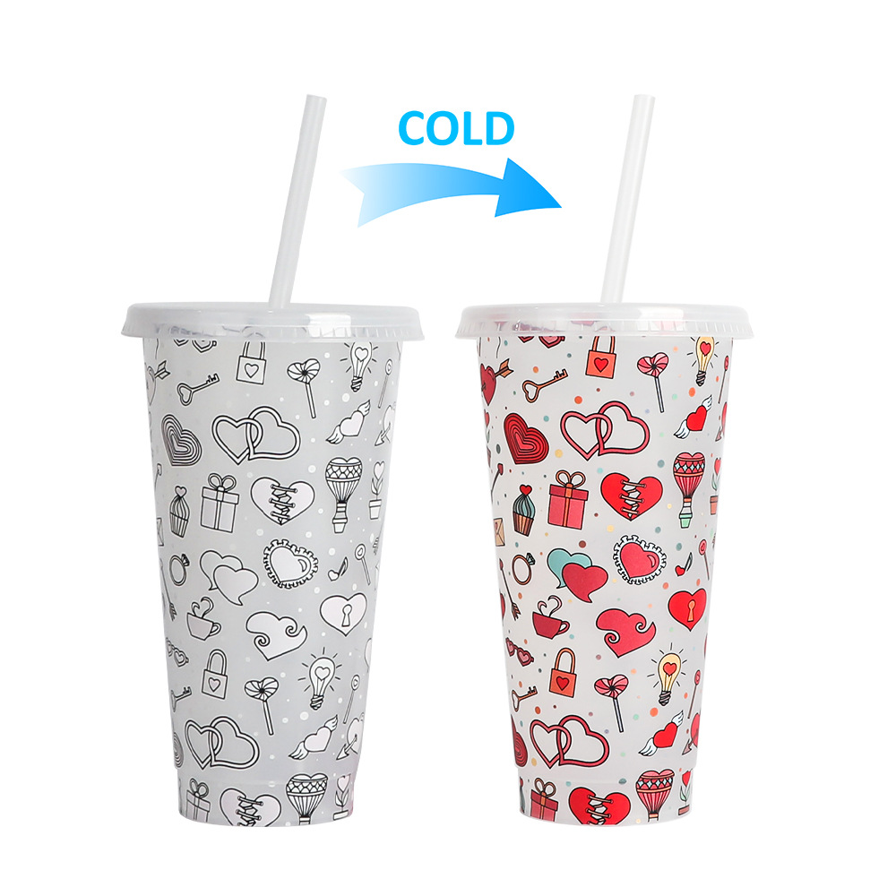 Spot transfronterizo de 710ml taza de plástico de color frío de gran capacidad PP taza de té con leche bebida fría con taza de paja con fábrica de inspección NBCU