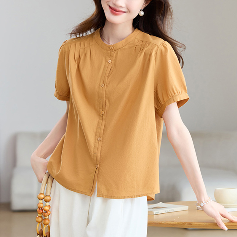 Summer shirt with a round collar