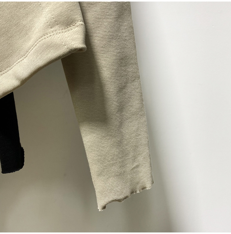 Sweater Image 7
