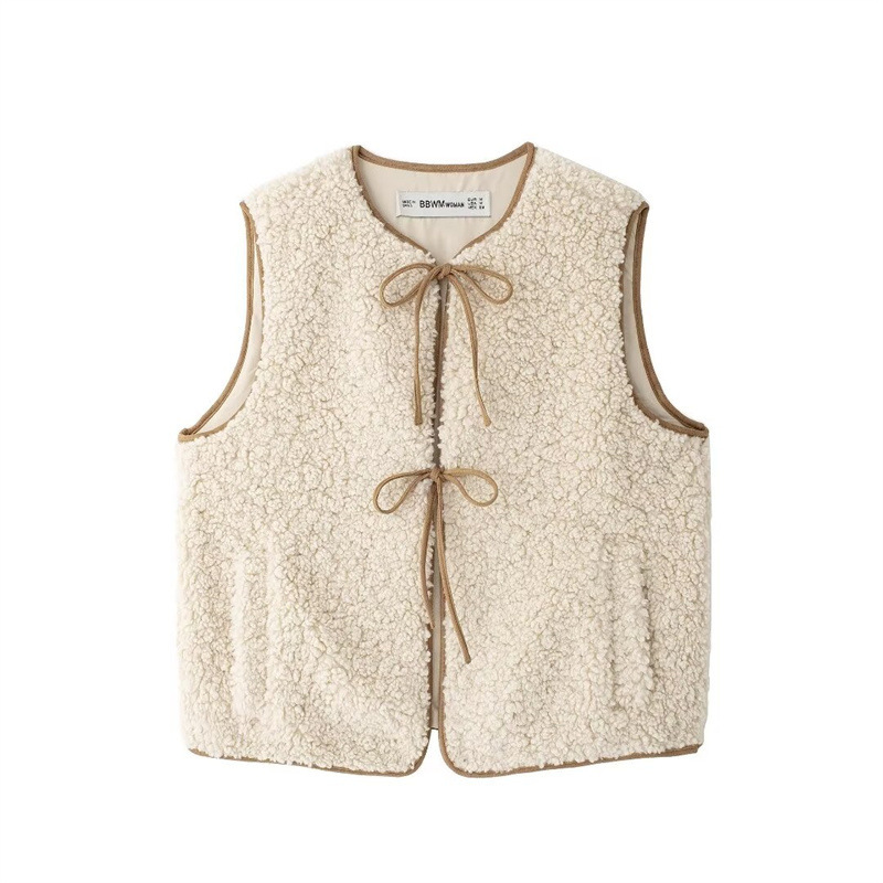 autumn fashionable vest sleevless with a round collar