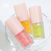 Transparent lip gloss, moisturizing lip balm, lipstick, lip mask, intense hydration