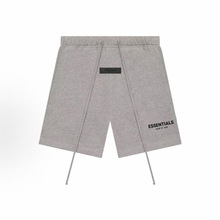 ESSENTIALS����SS22�;�FOG��ѝ���e���e�ٴ�