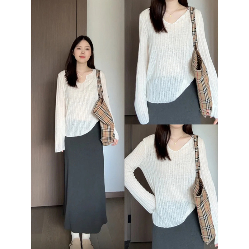Casual and Alluring Loose T-Shirt with Ruffled V-Neck Long Sleeves, Women's Summer Semi-Sheer Sun-Protective Top, Base Layer Shirt
