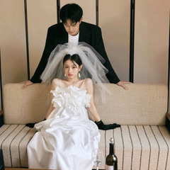 法式缎面轻婚纱新款白色吊带晨袍新娘结婚出门纱仙气森系订婚礼服