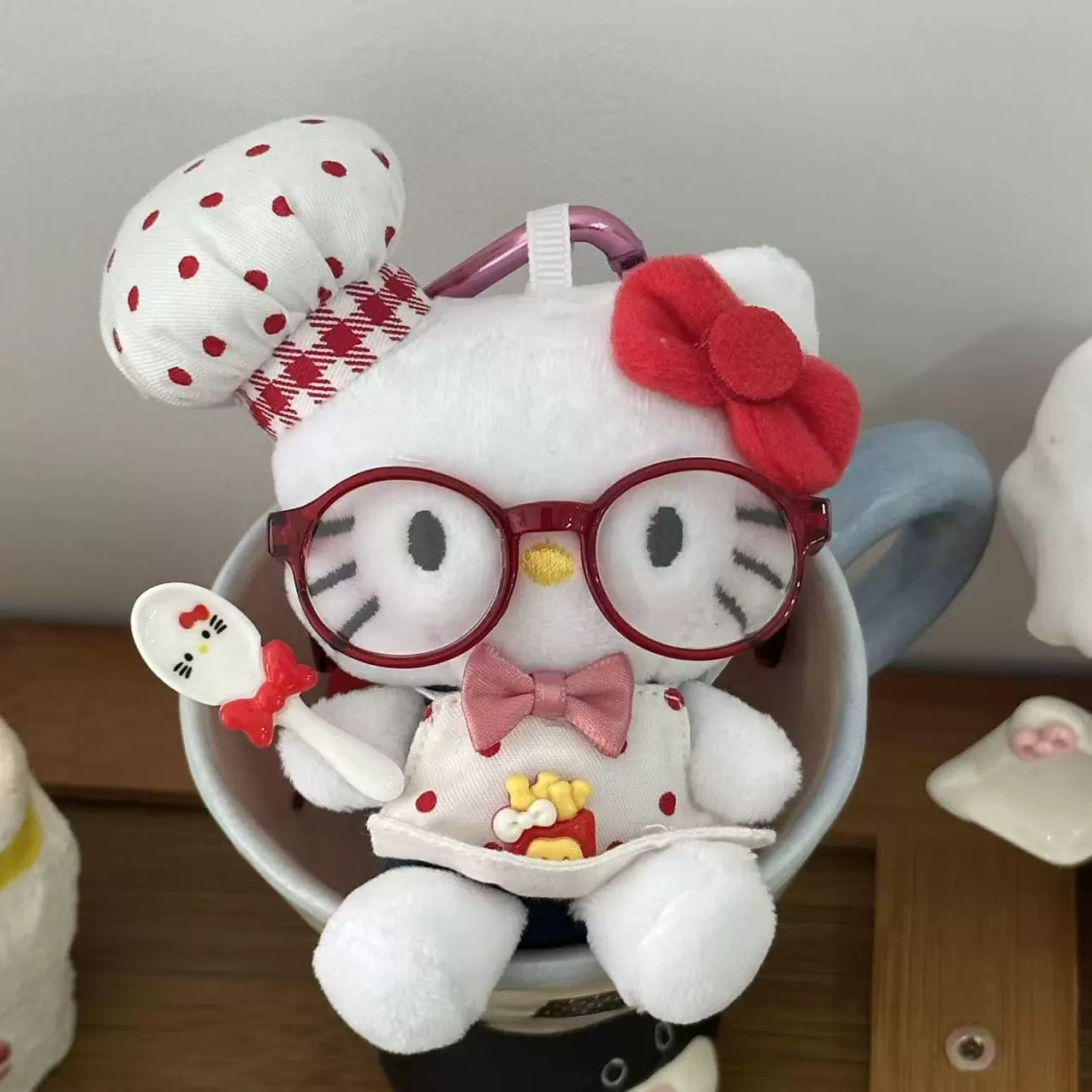 Плюшевая подвеска-брелок для ключей (Hello Kitty) симпатичная кукла, мягкая мини-плюша 10+ вариантов дизайна, подарок 0.038 кг