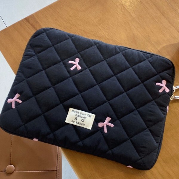 Korean-style new laptop bag with a cute bow design, featuring an inner compartment for an iPad, and a unique design for protecting laptops