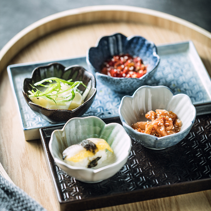 Japanese Plum Blossom Design Ceramic Household Serving Plate, Hot Pot Sauce Plate, Dipping Plate, Seasoning Plate, Commercial Pickled Vegetable Plate, Snack Plate