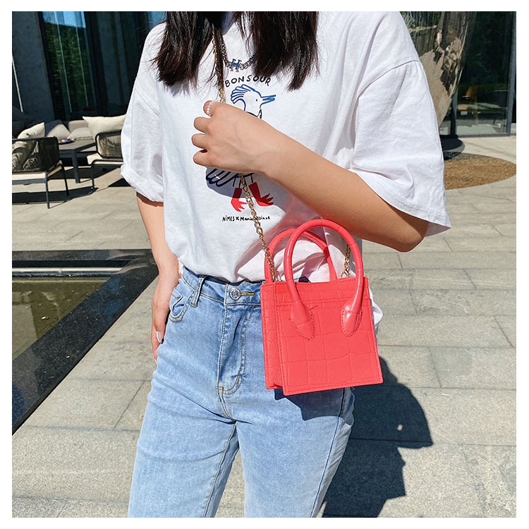 2025 Cross-border new popular smiling face bag, small square bag, fashionable and versatile chain hand bag, shoulder and crossbody jelly women's bag undefined