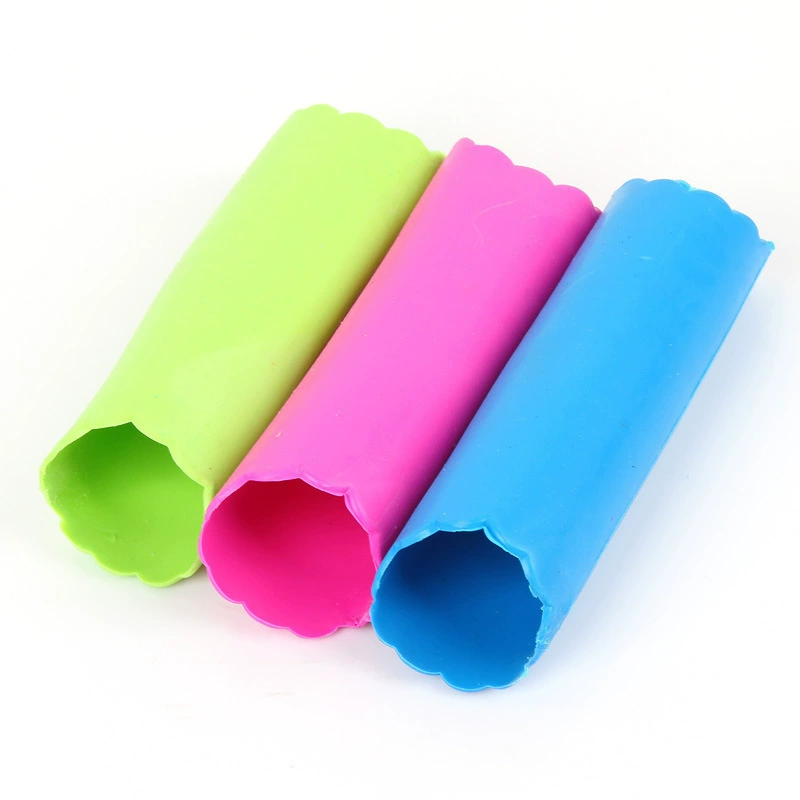Manual silicone peeling garlic, manually squeeze garlic to remove the shell tool kitchen to peel the garlic machine to press the garlic machine quickly and convenient