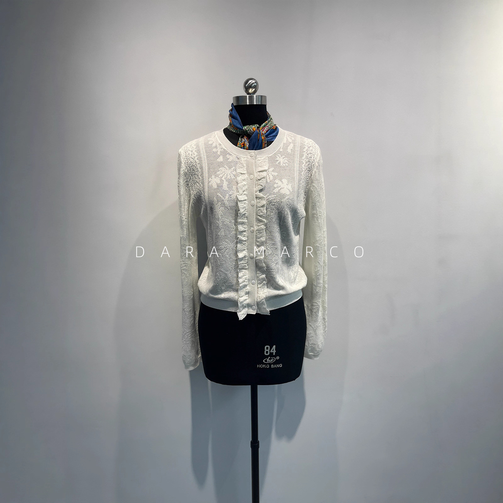 「重工钩花」MD清透蕾丝肌理针织亚麻混纺长袖白色开衫外套25秋女