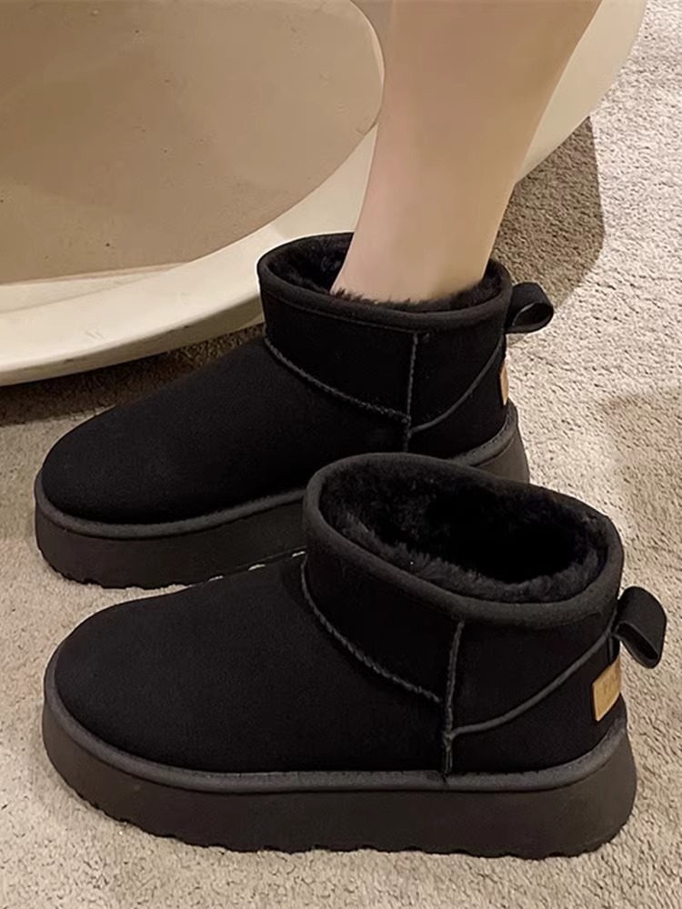 검은색