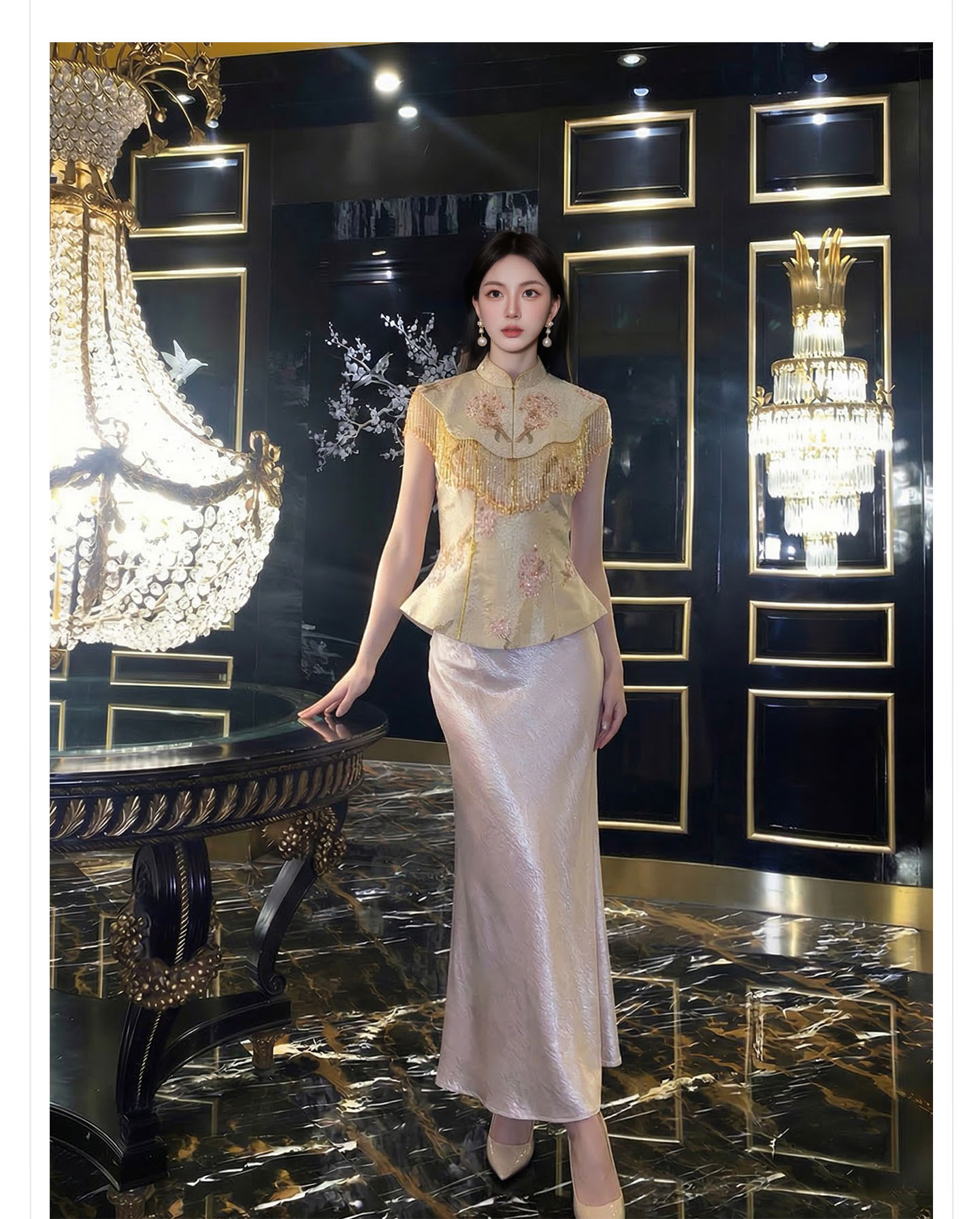 Bộ váy nữ phong cách Trung Hoa mới gồm áo choàng vai, áo khoác gile và chân váy nửa dài, họa tiết thêu hoa văn, tua rua — Mây vai, Trang chủ, Champagne màu nửa váy chi tiết 4