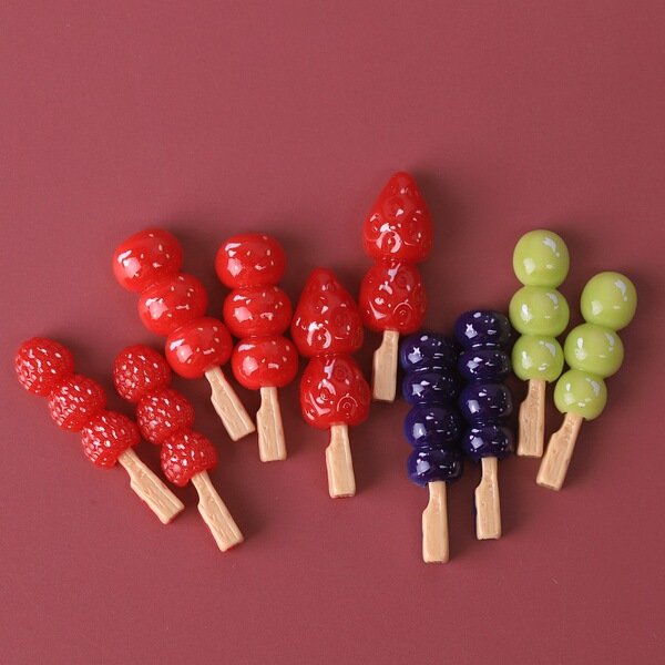 Small realistic food play