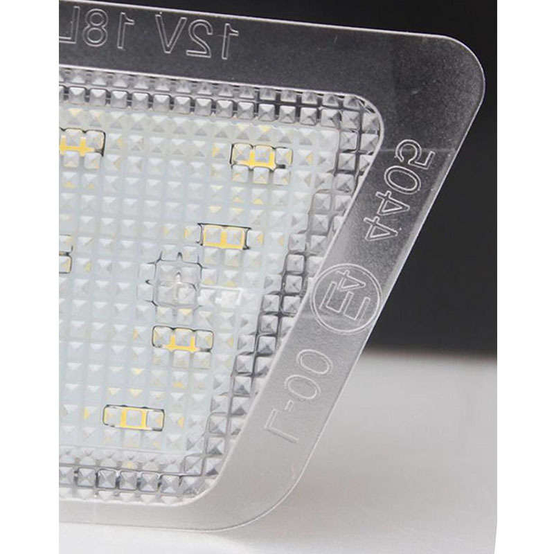 Suitable for Opel Astra G 98-04 license plate lights, 18 LED white lights, transparent frame, 1 piece, a popular item for cross-border sales