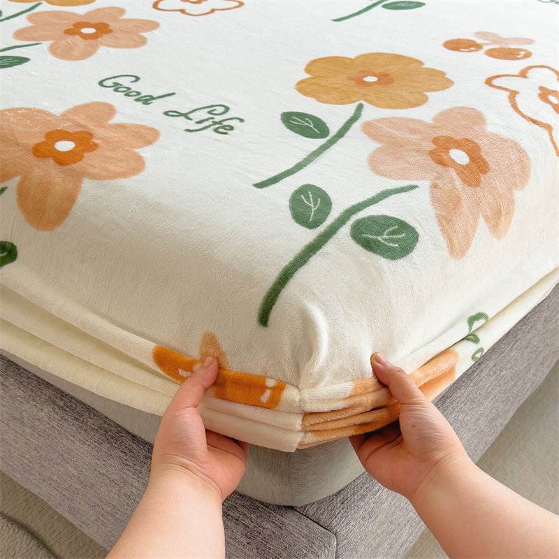 Class A milk fleece bedspread single-piece cartoon winter warm coral fleece bed hat fleece-lined sheet thickened bedspread non-slip