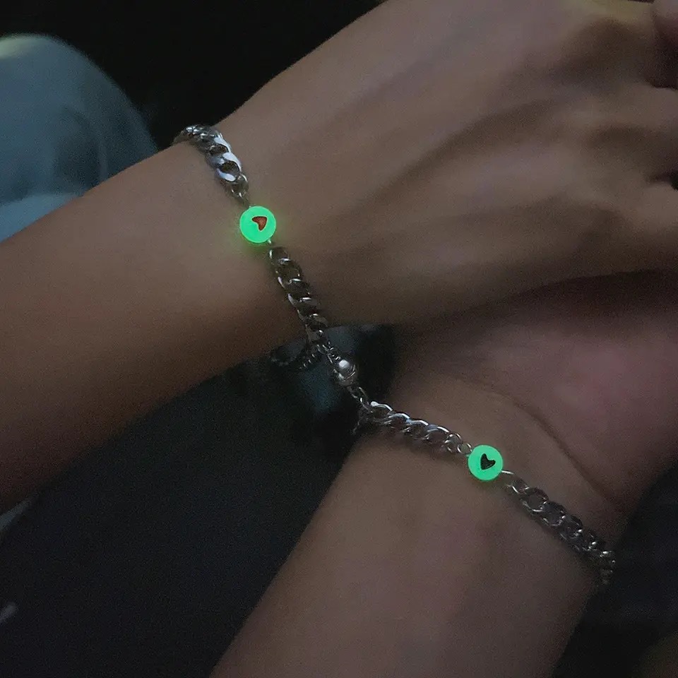 Simple Style Streetwear Heart Shape Alloy Couple Bracelets display picture 2