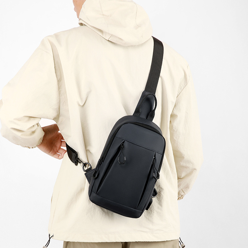 Bolso de pecho para hombre de moda coreana, bolso de mensajero de cercanías con carga USB multifuncional, bolso de hombro de todos los partidos fuera de moda