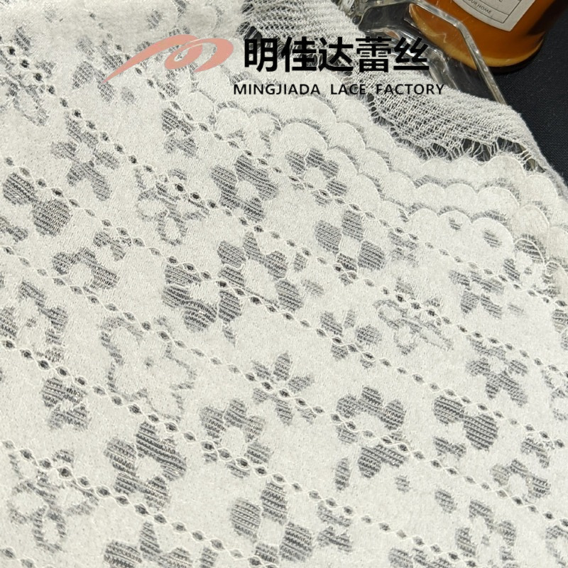 羽毛纱面料镂空小花图案雪尼尔秋冬服装蕾丝布料