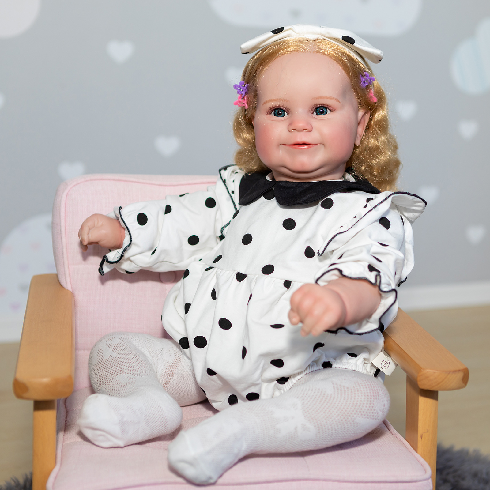 60cm muñeca reborn Maddie entrega de una sola pieza de suministro de comercio electrónico transfronterizo AMAZON WIH ebay