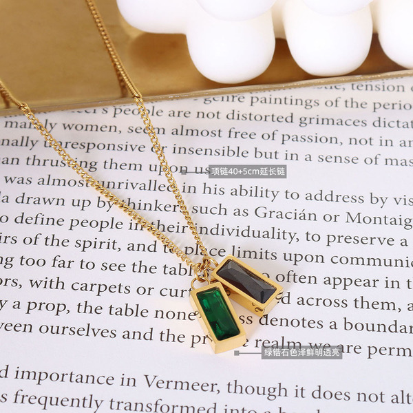Brand small design pendant stainless steel with zircon