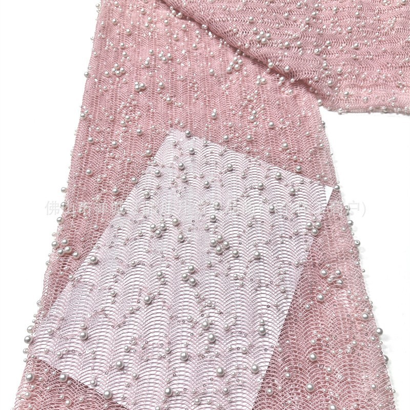 Inventario de tela de malla de cuentas de clavos pesados tamaño de perla ondulado bordado vestido de boda vestido de noche cheongsam tela
