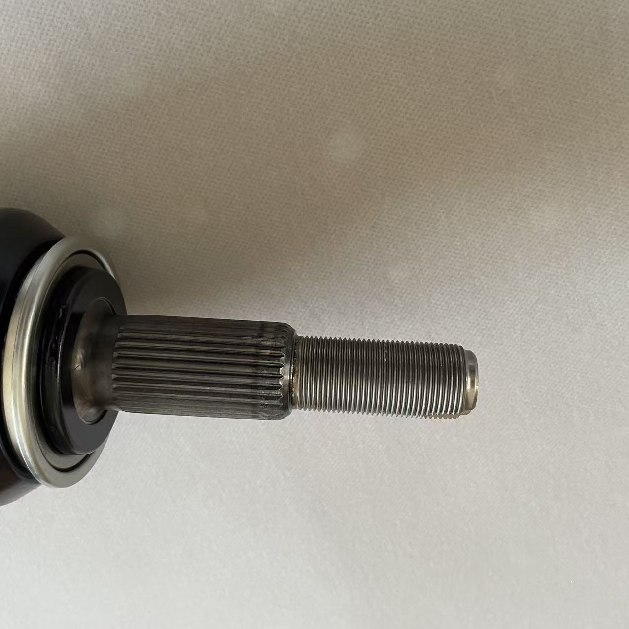 Suitable for Leapmotor C01, C10, C11 half-axle assembly, left and right drive shafts, new energy vehicle parts, universal joint