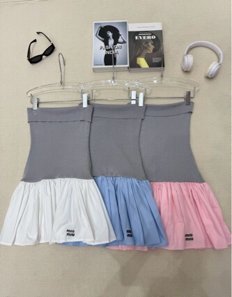 Mm26 New Summer Style Age-Reducing Ladylike Style Letter Embroidery Double-Layered Tube Top with Contrasting Color Pleated Dress Mm26 New Summer Style Age-Reducing Ladylike Style Letter Embroidery Double-Layered Tube Top with Contrasting Color Pleated Dress