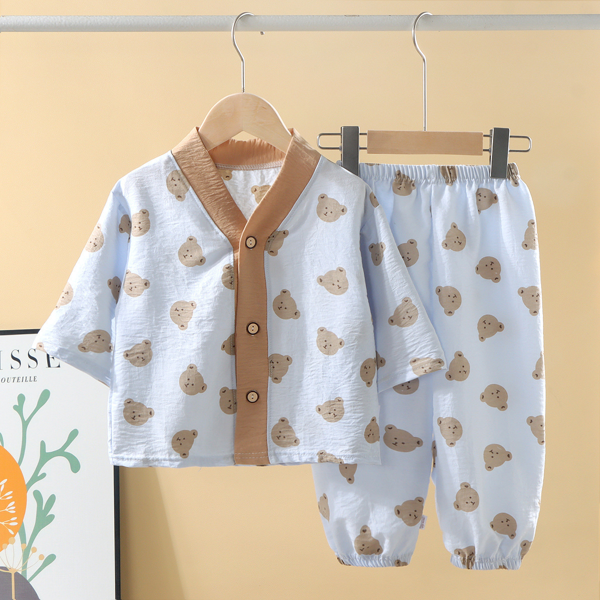 Cardigan home clothes [printed with bears all over]