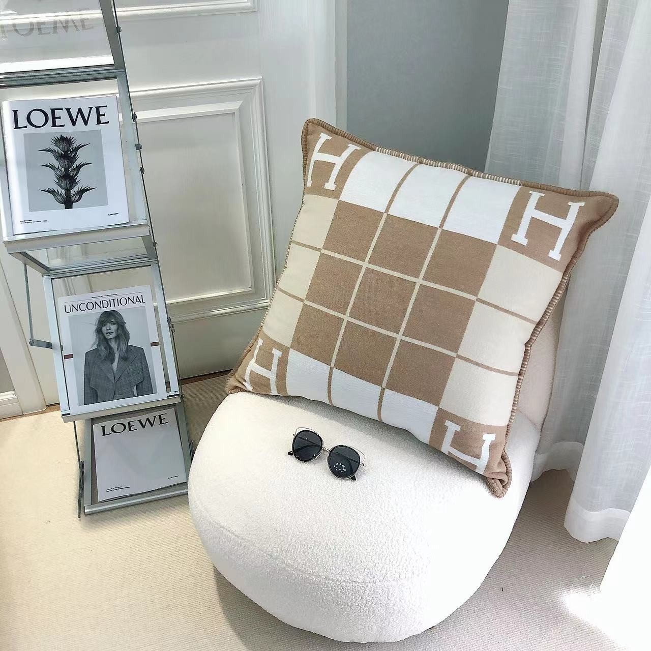 Amazon H 枕北欧モデルルーム昼休みソファクッション車の腰サポート背もたれクッションニット枕カバー