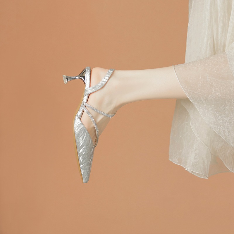 Sandal cao gót nữ mũi nhọn bít mũi đính đá phong cách Pháp — Y781 màu bạc