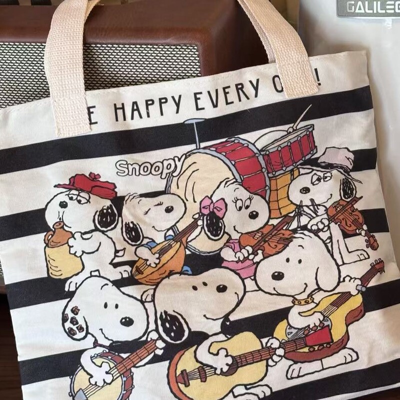 Cross-Border Popular Snoopy Tote Bag, Women's Shoulder Bag, Large Capacity Canvas Bag, New Foreign Trade Cartoon Bag Cross-Border Popular Snoopy Tote Bag, Women's Shoulder Bag, Large Capacity Canvas Bag, New Foreign Trade Cartoon Bag