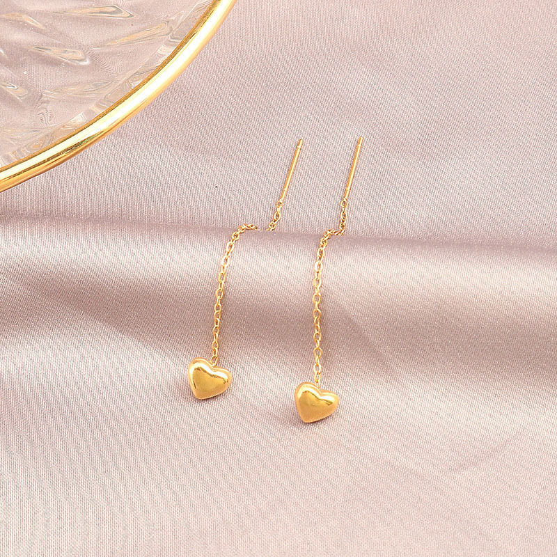 Love Peach Heart Pendientes de acero de titanio dorado de 18 quilates Pendientes largos de temperamento que no se desvanece