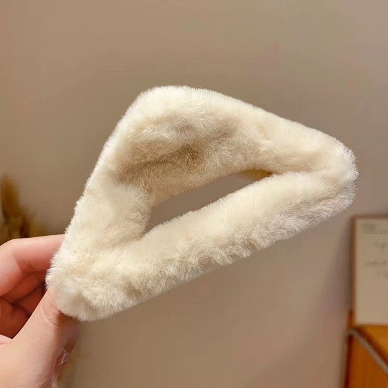 플러시 화이트 트라이앵글 클립-12cm